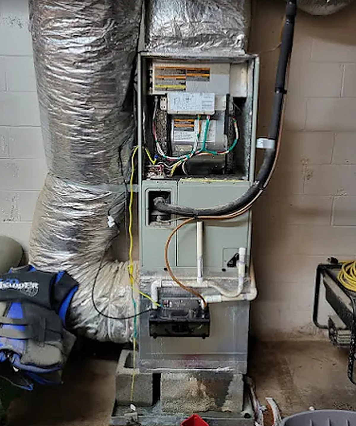 Basement furnace maintenance service